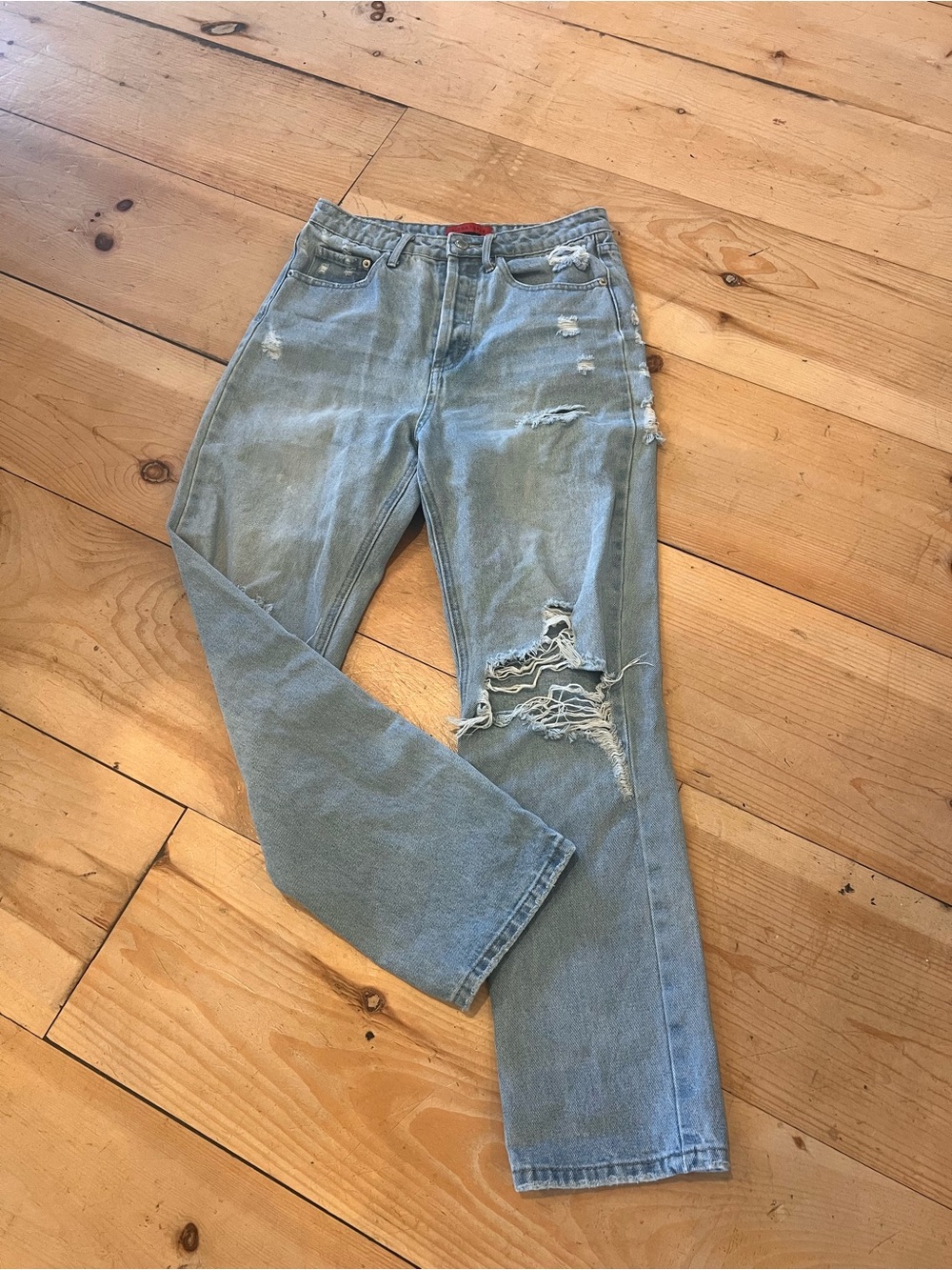 Signature8 Light Blue Distressed Straight-Leg Jeans